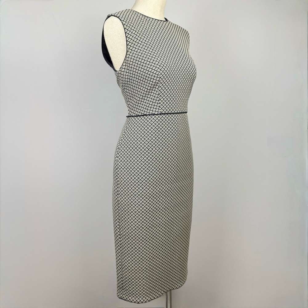 Ann Taylor Women's Size 4 Sleeveless Sheath Dress
